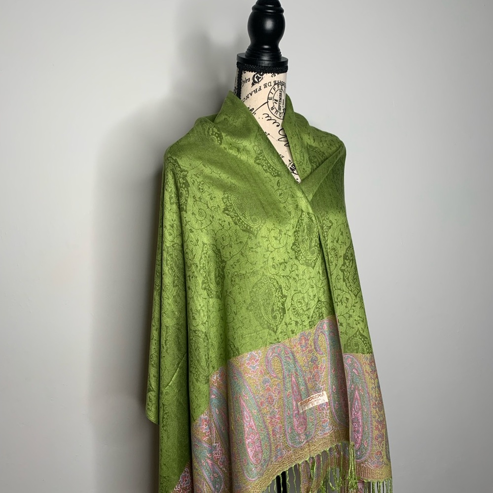Pashmina - Picture 4 of 5